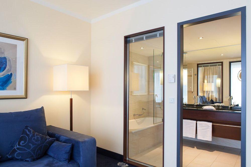 Hotel Vier Jahreszeiten סטארנברג מראה חיצוני תמונה