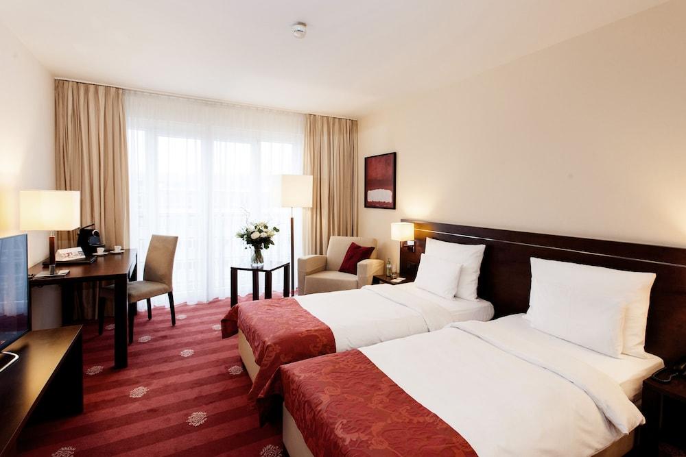 Hotel Vier Jahreszeiten סטארנברג מראה חיצוני תמונה