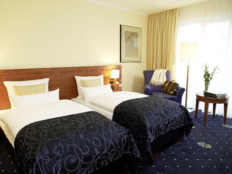Hotel Vier Jahreszeiten סטארנברג חדר תמונה